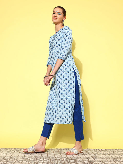 Women Blue Ethnic Printed Straight Kurta With Three Quarter Sleeves