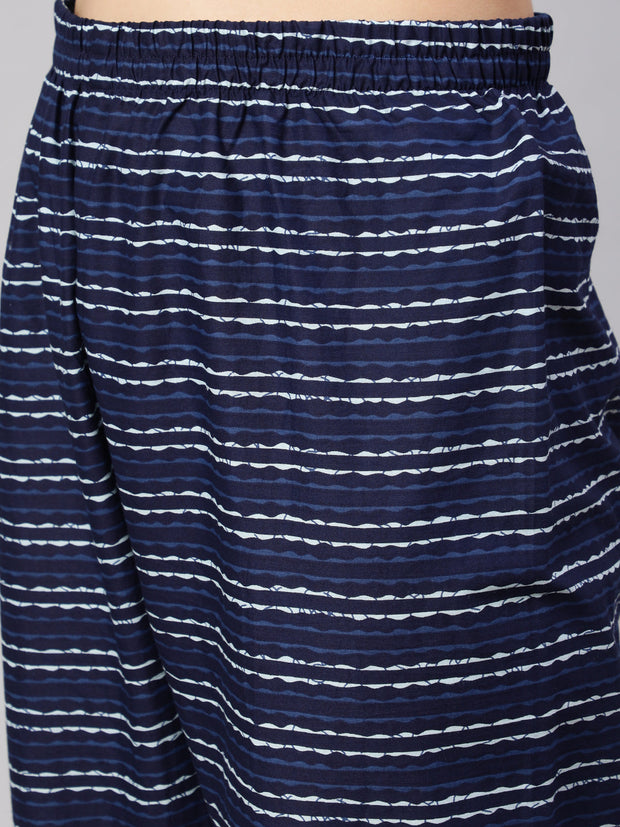 Women Navy Blue Printed Straight Kurta With Trouser