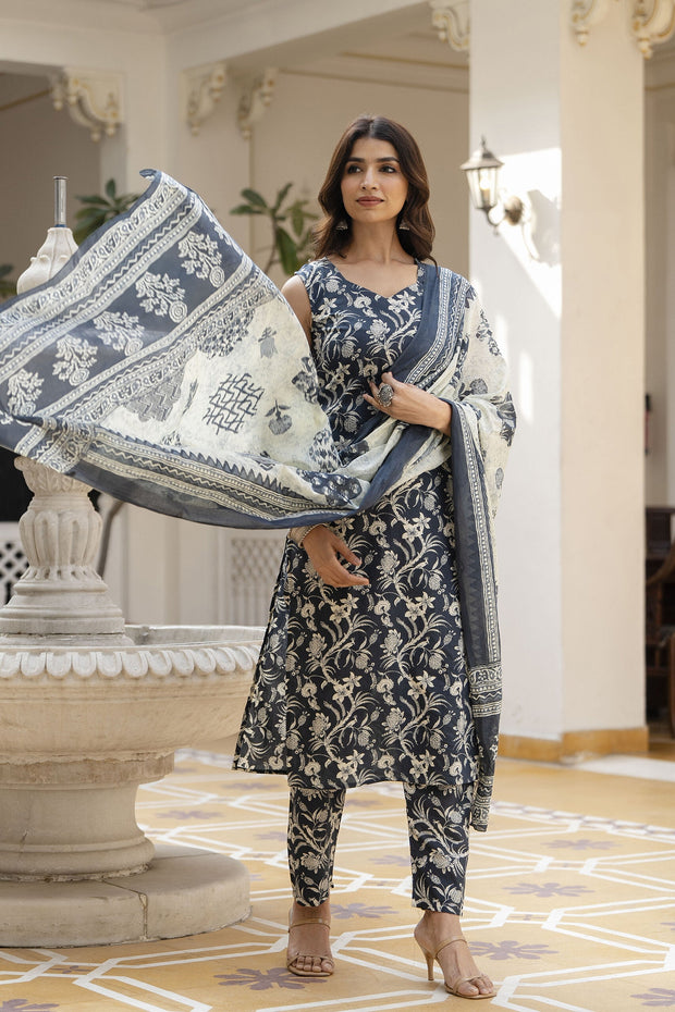 Women Grey Paisely Printed Straight Kurta With Trouser And Dupatta