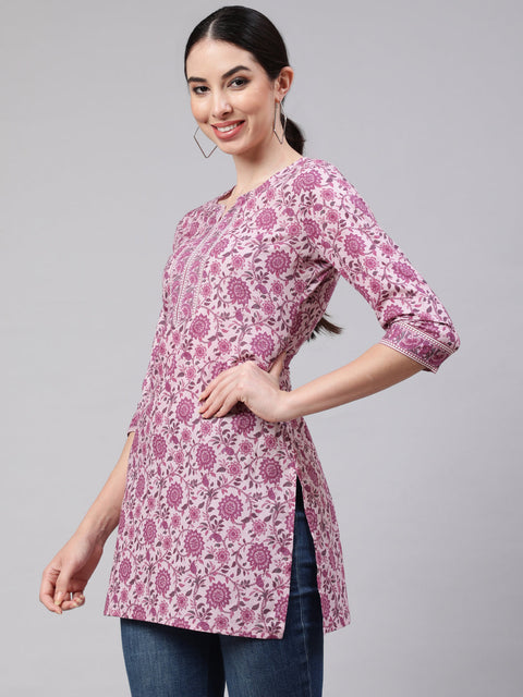 Women Pink Straight Tunic With Three Quaretr Sleeves