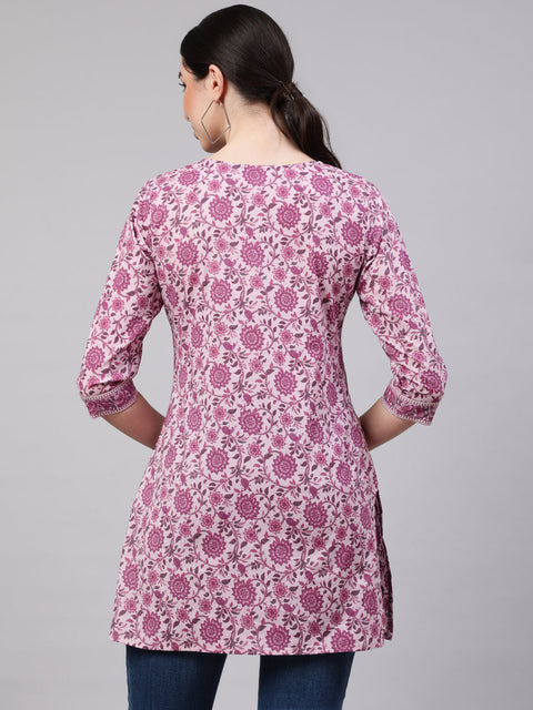 Women Pink Straight Tunic With Three Quaretr Sleeves