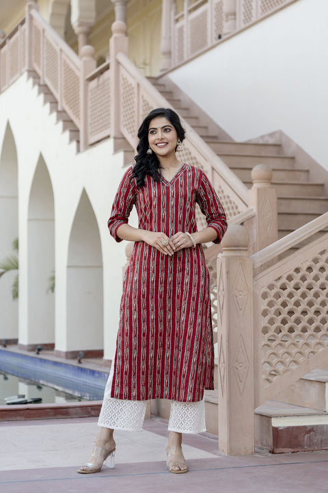 Women Maroon Ikat Printed Straight V-Neck Kurta