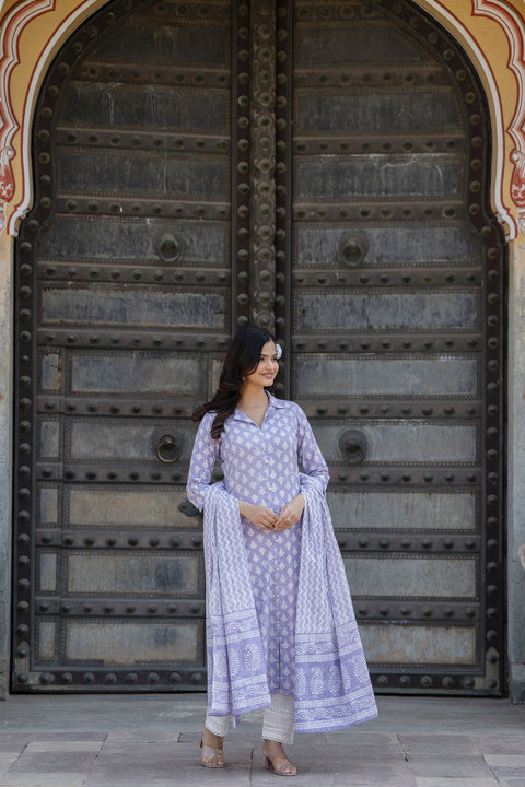 Women Purple Printed Straight Kurta And Trouser With Dupatta