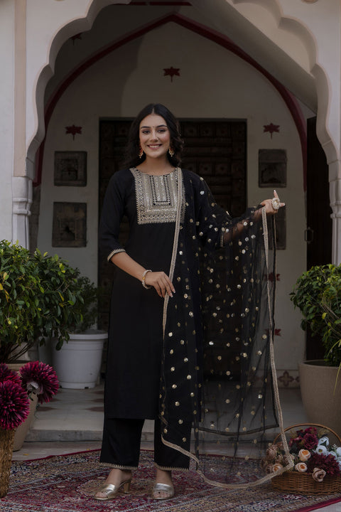 Women Black Embroidered Straight Kurta With Palazzo And Net Dupatta