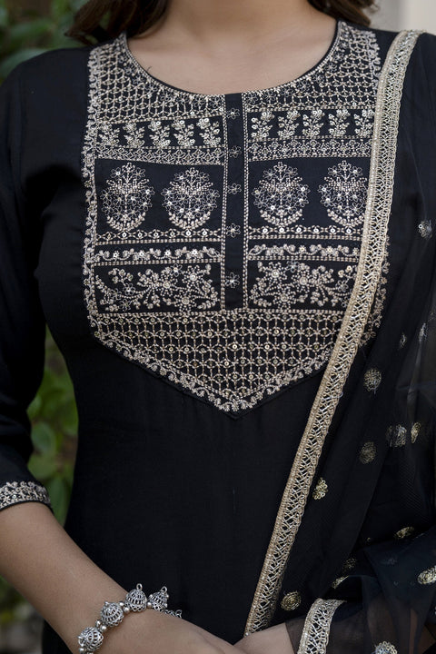 Women Black Embroidered Straight Kurta With Trouser And Net Dupatta