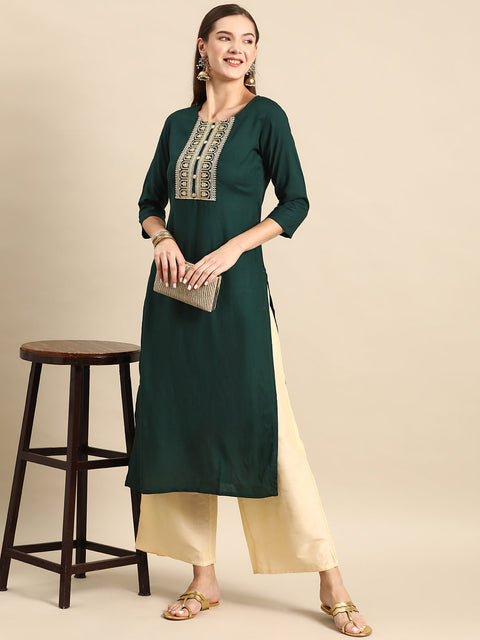 Women Green Embroidered Yoke Desgin Straight Kurta