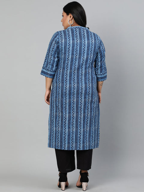 Women Blue Printed Straight kurta with Round Neck & Three Quarters Sleeves