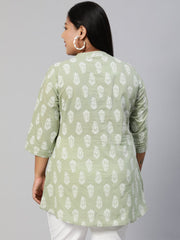 Women Sage Green Printed Tunic With Three Quarter Sleeves