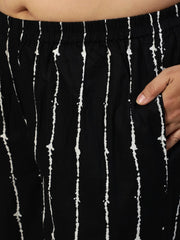 Women Black Printed Straight Kurta With Plazo & Dupatta