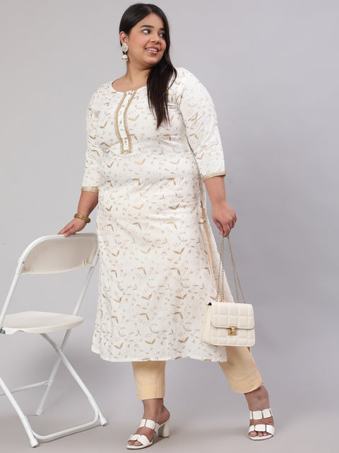 Plus Size Women Off White Printed Straight kurta with Three Quarters Sleeves